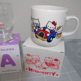 ハローキティ　マグカップ　未使用品(グラス/カップ)