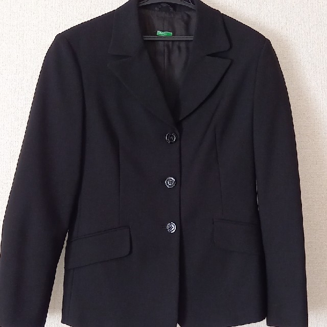 BENETTON(ベネトン)のBENETTON黒ジャケット レディースのフォーマル/ドレス(スーツ)の商品写真