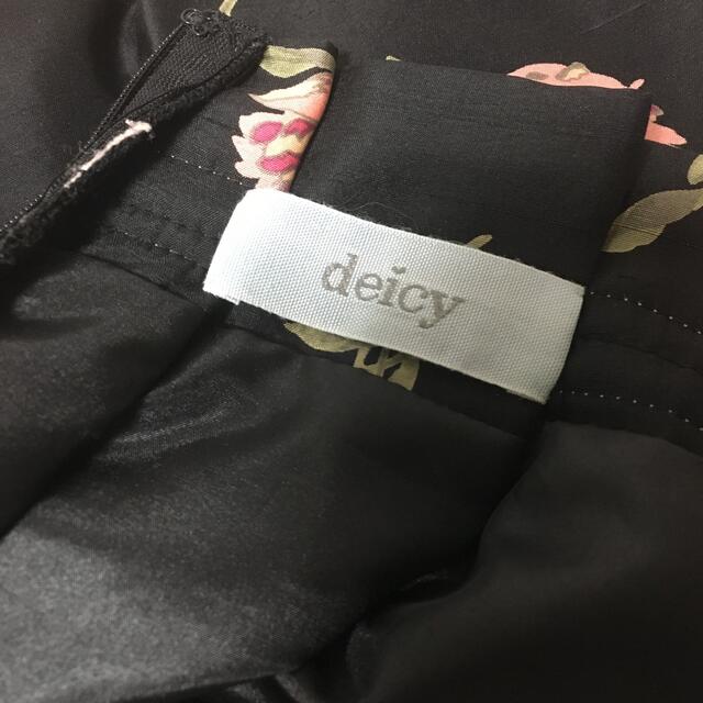 deicy(デイシー)のdeicy 花柄スカート レディースのスカート(ミニスカート)の商品写真