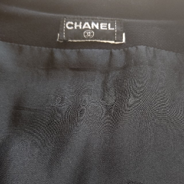 CHANEL(シャネル)の大幅お値下げ！CHANELハーフスプリングコート38 レディースのジャケット/アウター(スプリングコート)の商品写真