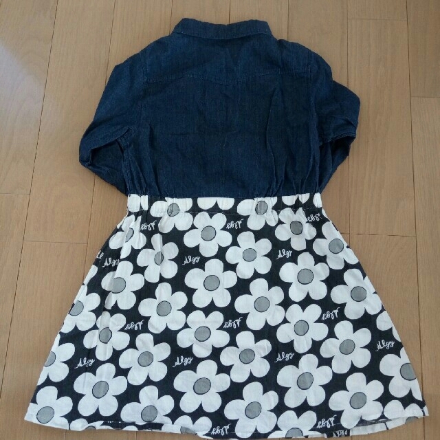 ALGY(アルジー)のアルジー　ALGY　ワンピース デニム　花柄　120  130 キッズ/ベビー/マタニティのキッズ服女の子用(90cm~)(ワンピース)の商品写真