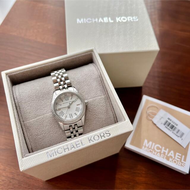 【MICHAEL KORS】腕時計 マイケルコース MK3228 ボックス付 | フリマアプリ ラクマ