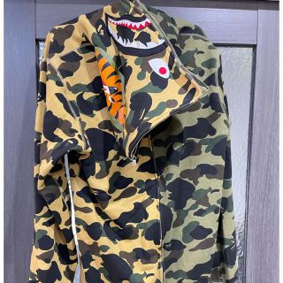 A BATHING APE - シャークパーカー カモフラ セパレートの通販 by おぎ