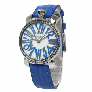 ガガミラノ(GaGa MILANO)のガガミラノ GaGa MILANO 型押しカーフレザー マヌアーレ 35MM ストーンズ クォーツ 腕時計 ブルー 青 6025.04 箱付 （未使用保管品）(腕時計)