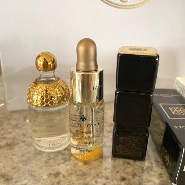 GUERLAIN(ゲラン)の新品GUERLAINアベイユロイヤルウォータリーオイル＆オードトワレ＆口紅 コスメ/美容のスキンケア/基礎化粧品(美容液)の商品写真