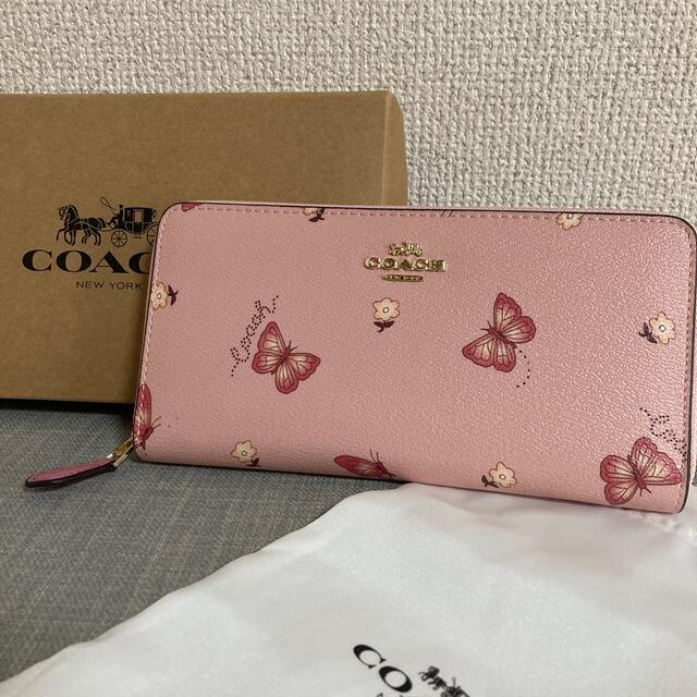 COACH(コーチ)のCOACH★バタフライ柄★新品未使用★フローラルピンク レディースのファッション小物(財布)の商品写真