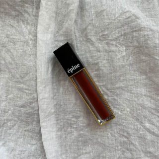 エピヌ(épine)のepine rouge リップ　(red pheromone)(リップグロス)