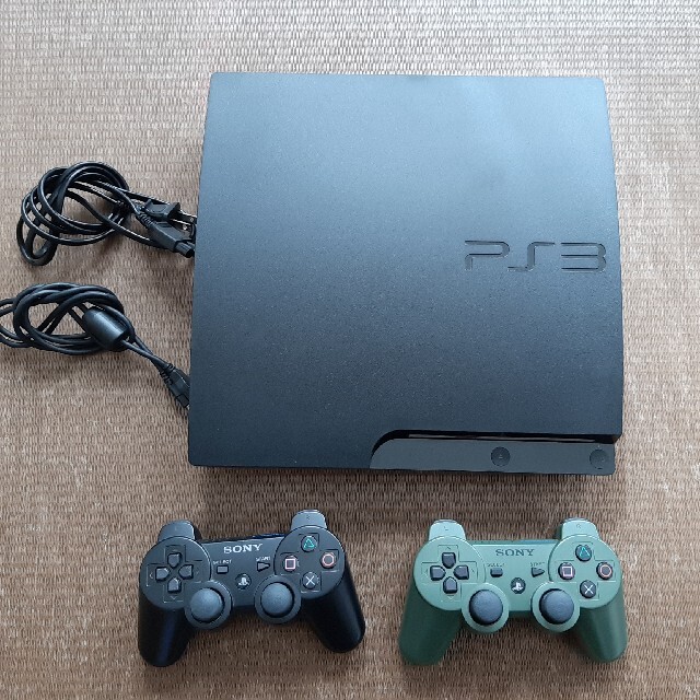 PS3本体　CECH3000B