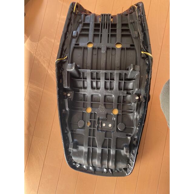 売れ筋一掃 XJR400R 4HM 外装1式セット(黒)、シート付き‼️ パーツ