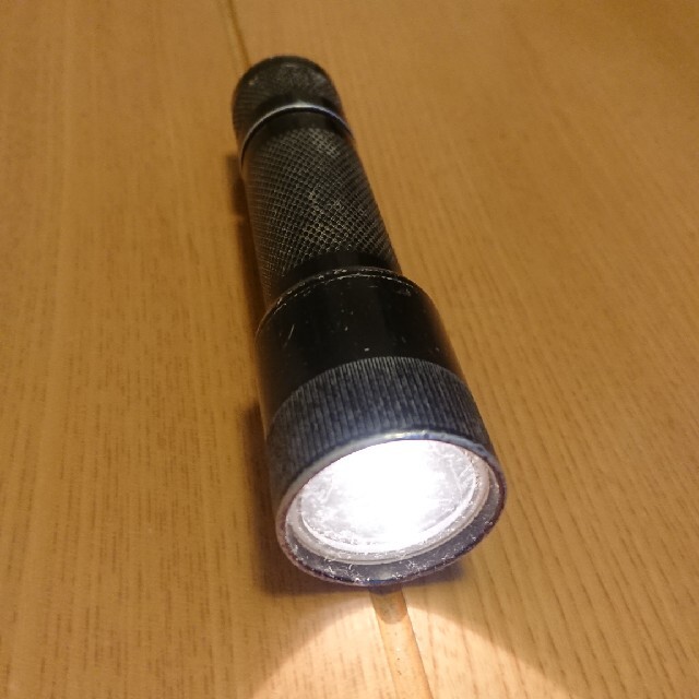 SUREFIRE - SUREFIRE 6P シュアファイアーの通販 by みどり's SUREFIRE - SUREFIRE 6P シュアファイアーの通販 by みどり's