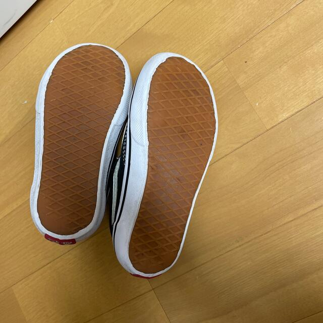 VANS(ヴァンズ)のvans スニーカー　18cm キッズ/ベビー/マタニティのキッズ靴/シューズ(15cm~)(スニーカー)の商品写真