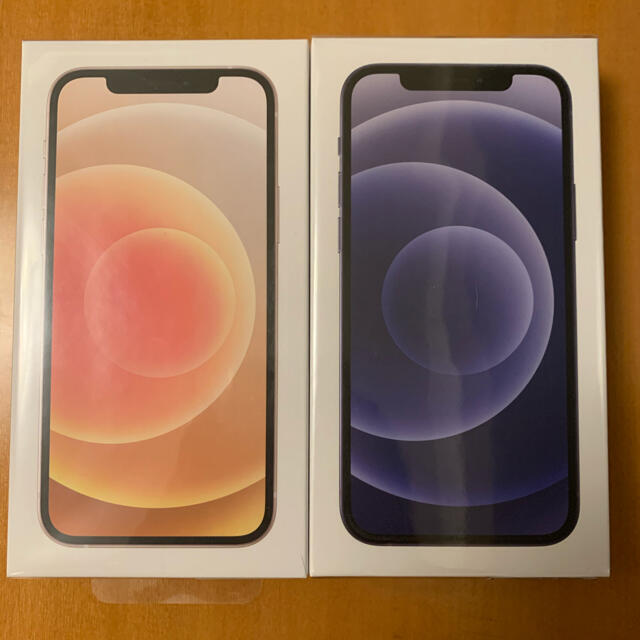Apple - 新品未使用　iphone12 本体　ホワイト　ブラック　2台セット