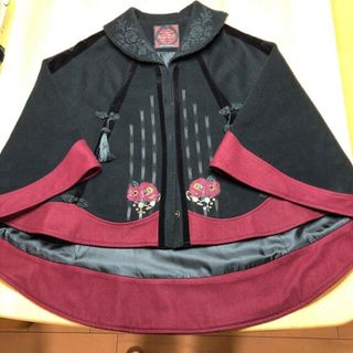 オッズオン(OZZON)の美品　オッズオネスト　中華風　ポンチョ(ポンチョ)