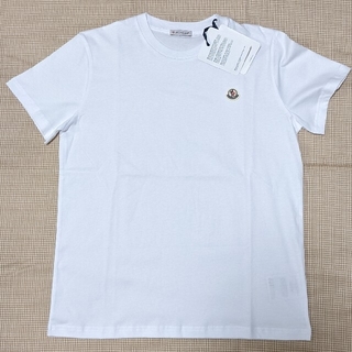 モンクレール 白Tシャツの通販 46点 | MONCLERを買うならラクマ