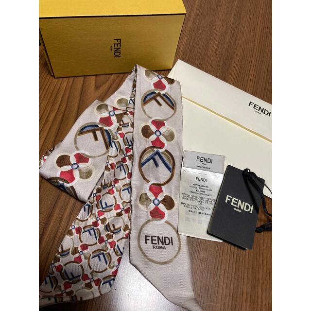 FENDI ラッピー