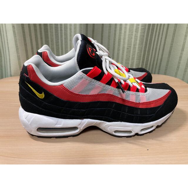 NIKE(ナイキ)のNIKE AIR MAX 95 ESSENTIAL  28cm エアーマックス メンズの靴/シューズ(スニーカー)の商品写真