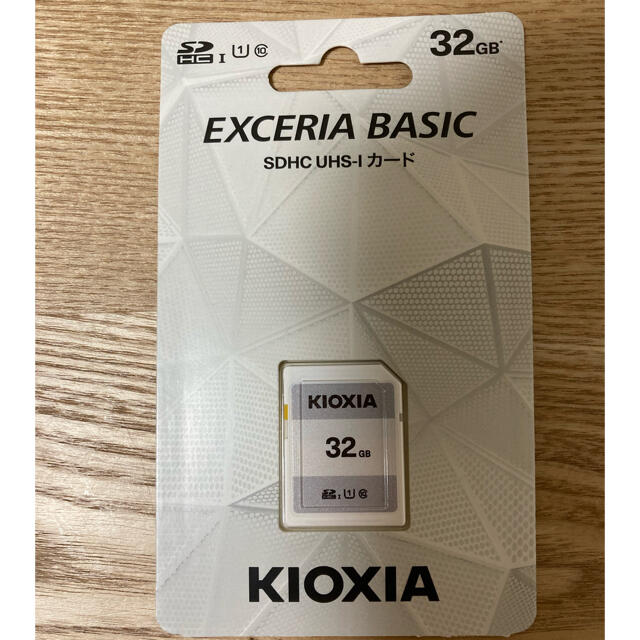 KIOXIA SDカード EXCERIA BASIC 32GB KCA-SD スマホ/家電/カメラのカメラ(その他)の商品写真