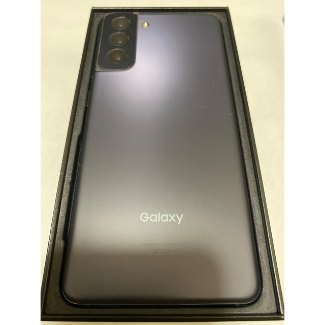 Galaxy(ギャラクシー)のSIMフリー au版　Galaxy S21 5G SCG09 ファントム グレー スマホ/家電/カメラのスマートフォン/携帯電話(スマートフォン本体)の商品写真