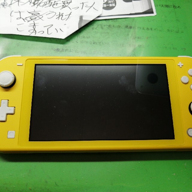 Nintendo Switch Lite イエロー