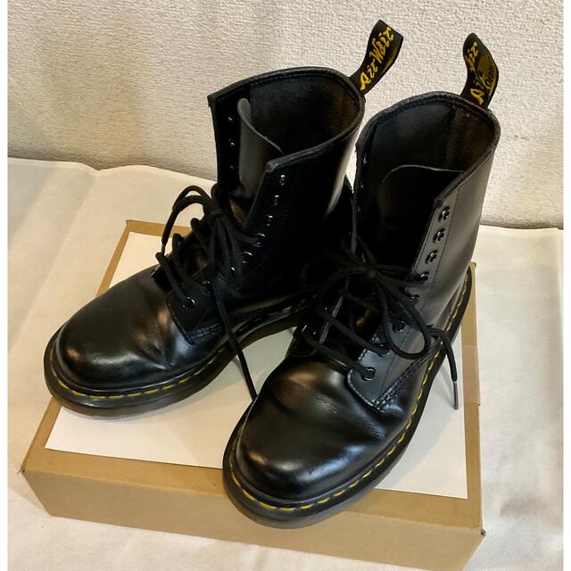 Dr.Martens(ドクターマーチン)のドクターマーチン 8ホール ブーツ レディースの靴/シューズ(ブーツ)の商品写真