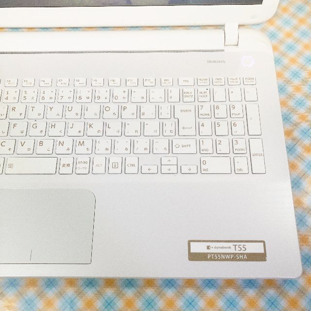 東芝(トウシバ)の大容量1TB☆Core i3☆WEBカメラ搭載☆綺麗なホワイト スマホ/家電/カメラのPC/タブレット(ノートPC)の商品写真