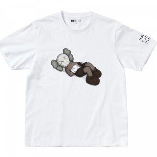 メディコムトイ(MEDICOM TOY)のKAWS TOKYO FIRST　ユニクロUTコラボTシャツ(Tシャツ/カットソー(半袖/袖なし))