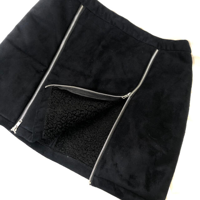 FOREVER 21(フォーエバートゥエンティーワン)のForever21 ジップスリット ミニスカート レディースのスカート(ミニスカート)の商品写真