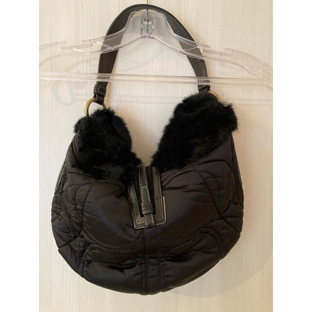 COACH - COACHコーチ☆ファーバック 黒の通販 by xomyak's shop COACH - COACHコーチ☆ファーバック 黒の通販 by xomyak's shop