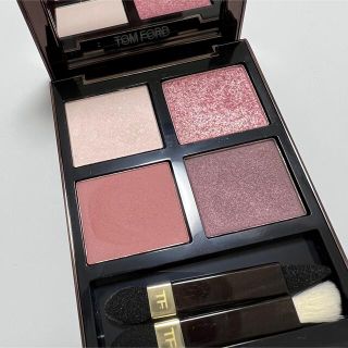 トムフォード(TOM FORD)のTOMFORD トムフォード アイカラークォード030インソレントローズ(アイシャドウ)