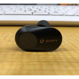 ソニー(SONY)のSONY WF-1000XM3 黒 イヤホン右耳 純正イヤーピース付き(ヘッドフォン/イヤフォン)