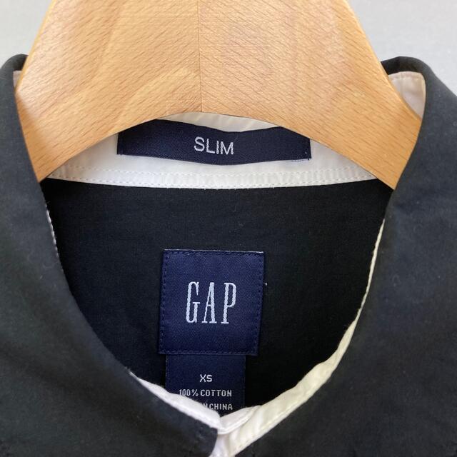Gap おしゃれ Xs ギャップ フライフロントシャツ ブラック ホワイトの通販 By Hipster S Shop ギャップならラクマ