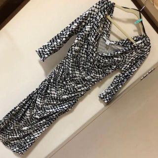 ダイアンフォンファステンバーグ(DIANE von FURSTENBERG)の美品‼️ダイアンフォンファステンパーク　シルクジャージ　ワンピース❗️(ひざ丈ワンピース)