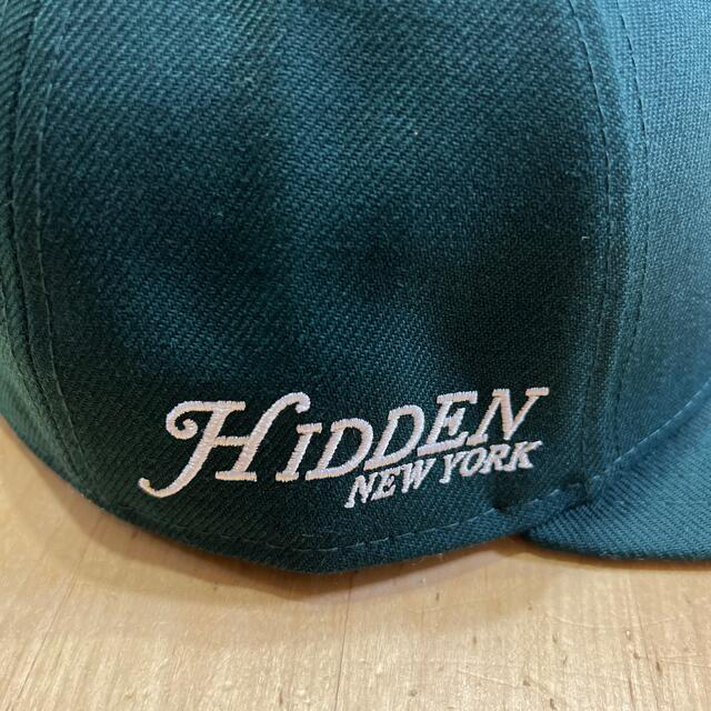 Supreme(シュプリーム)の[新品未使用] Hidden NY x NEW ERA キャップ 59FIFTY メンズの帽子(キャップ)の商品写真