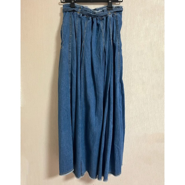 LUCA(ルカ)のLUCA デニムスカート ブルー 36 レディースのスカート(ロングスカート)の商品写真