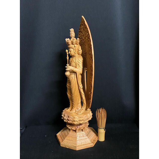 最高級 井波彫刻 一刀彫 総ケヤキ材 仏教工芸品 木彫仏像 十一面観音 