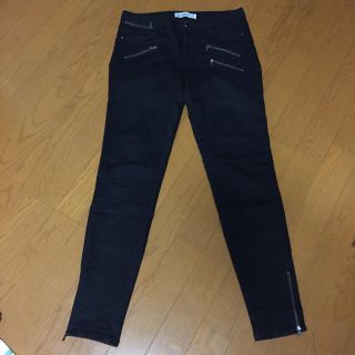 ザラ(ZARA)の【土日限定セール♡】ZARA BASIC 黒スキニー♡(スキニーパンツ)