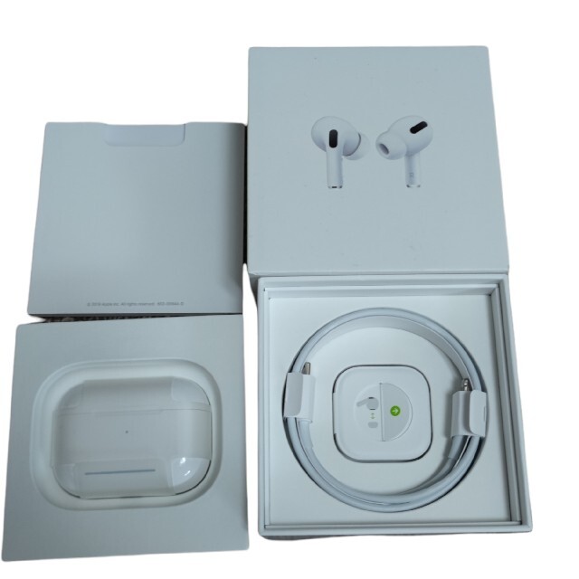Apple AirPods Pro MWP22AM/A mwp22 スマホ/家電/カメラのオーディオ機器(ヘッドフォン/イヤフォン)の商品写真