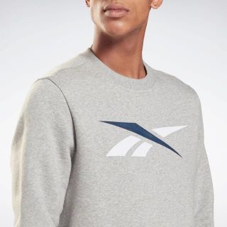 リーボック(Reebok)の新品！Reebok Training Essentials Sweatshirt(スウェット)