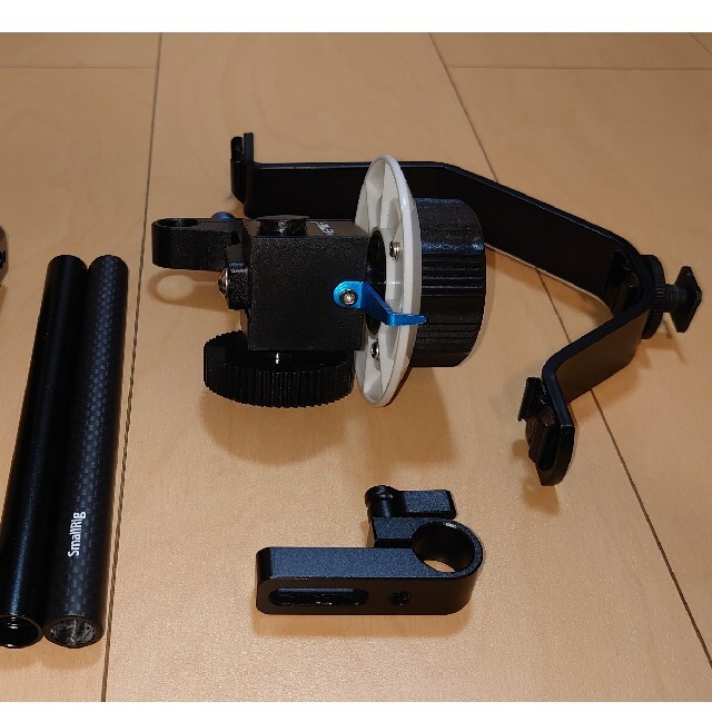 Panasonic GH5S ボディ ケージ類付属 スマホ/家電/カメラのカメラ(ミラーレス一眼)の商品写真