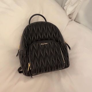 ミュウミュウ リュック(レディース)の通販 82点 | miumiuのレディース