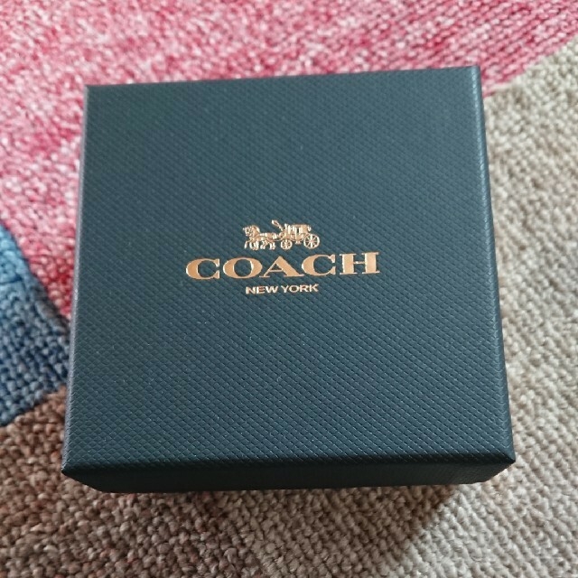 COACH(コーチ)のCOACHピアスゴールド レディースのアクセサリー(ピアス)の商品写真