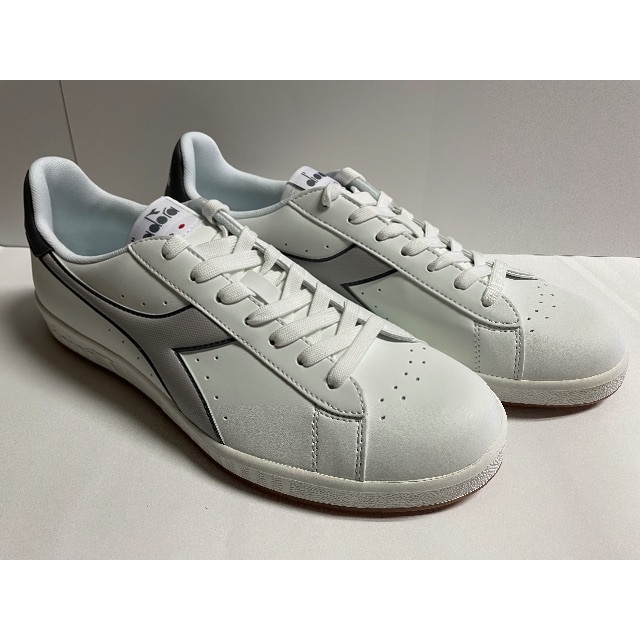 DIADORA(ディアドラ)の未使用 ディアドラ GAME P ホワイト（白）DIADORA メンズの靴/シューズ(スニーカー)の商品写真