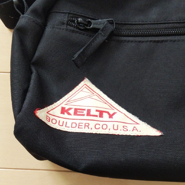 KELTY(ケルティ)のKELTY  ショルダーバッグ　　カバン　黒 レディースのバッグ(ショルダーバッグ)の商品写真