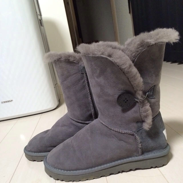 UGG - UGG☆ベイリーボタン US7