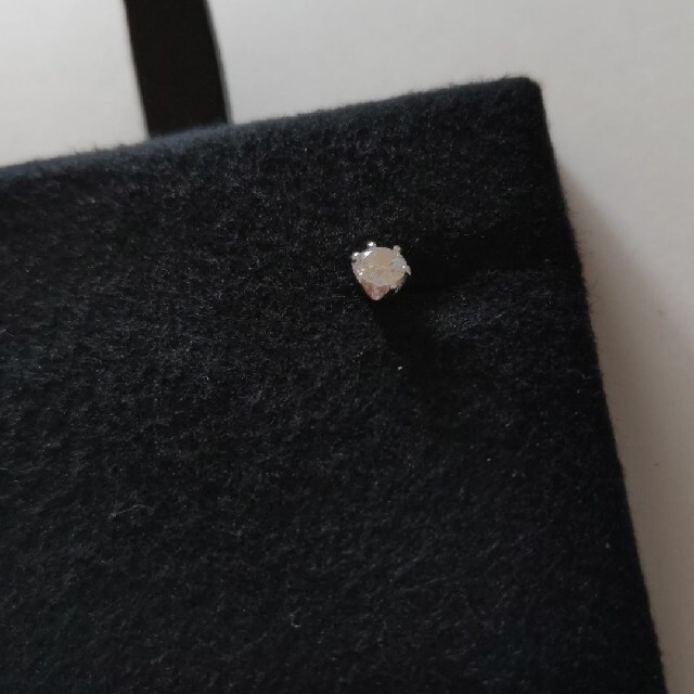 ダイヤモンド ピアス プラチナ 4