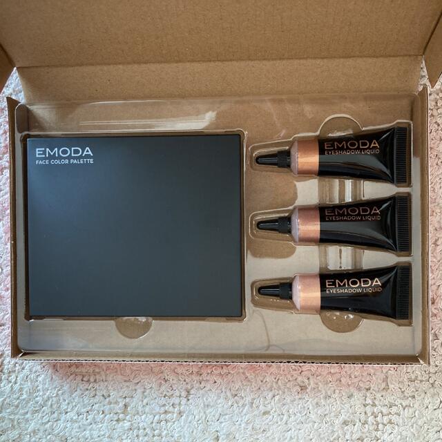 EMODA(エモダ)のEMODA フェイスカラーパレット&リキッドカラー コスメ/美容のベースメイク/化粧品(フェイスカラー)の商品写真