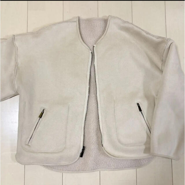 ZARA(ザラ)のZARA アウター　リバーシブル レディースのジャケット/アウター(ブルゾン)の商品写真