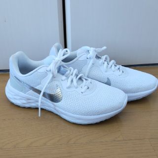 ナイキ(NIKE)の美品★ナイキ　スニーカー　ランニング(スニーカー)