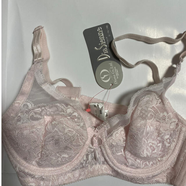 DIANA - E shop様専用 ダイアナ ブラジャー 新品未使用 A70 タグ付きの