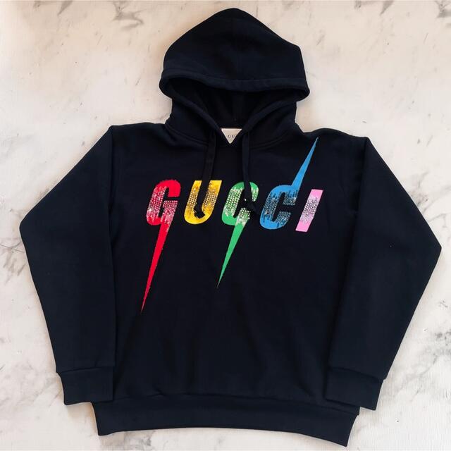 Gucci - Gucci ♡ スパンコール ロゴパーカーの通販 by るる｜グッチ